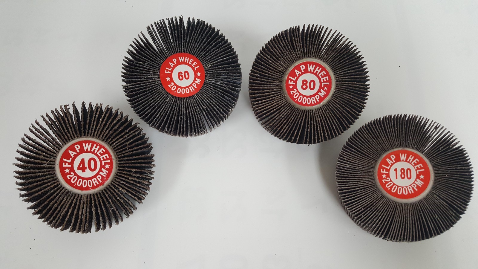 1″ X 1/2″ X 1/4″-20 – Kelco Mounted Flap Wheel, Aluminum Oxide, Resin-Bonded