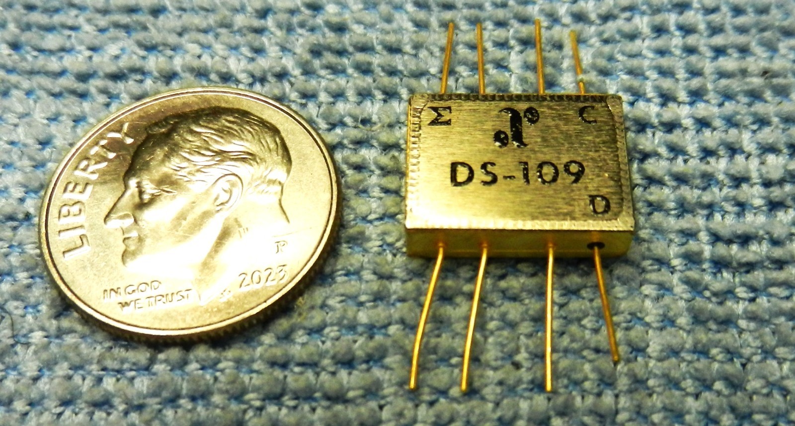 Anzac (MaCom) DS-109 Two (2)-way Power Divider 10-500 MHz