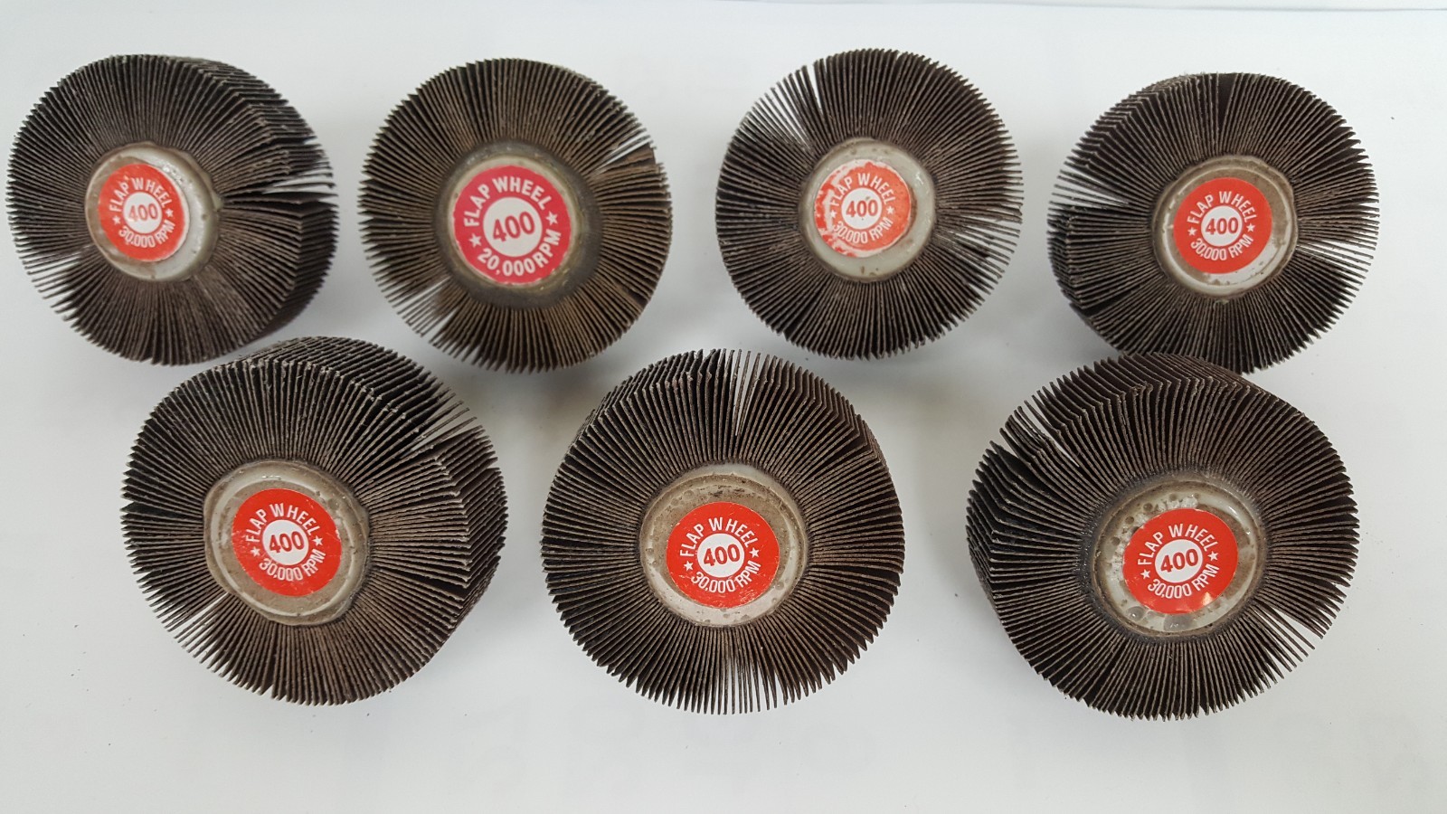 1″ X 1/2″ X 1/4″-20 – Kelco Mounted Flap Wheel, Aluminum Oxide, Resin-Bonded